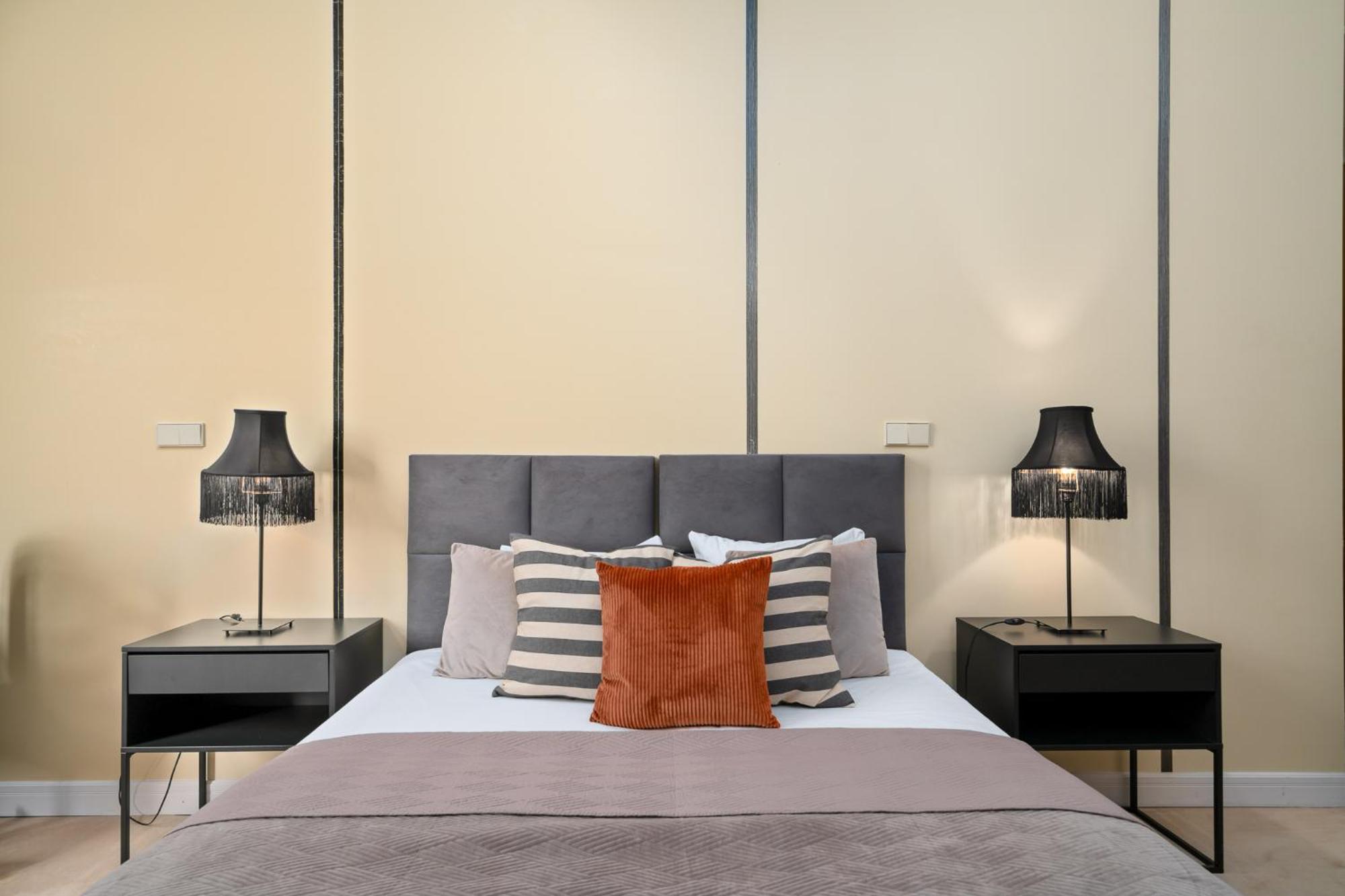 Majestic Residence -150M2 With Iconic Market Square View As Home Apartamenty R506 Wrocław Buitenkant foto